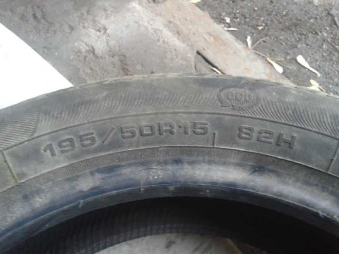     (26)  Goodyear Eagle NCT5 195/50 R15, /   70%.