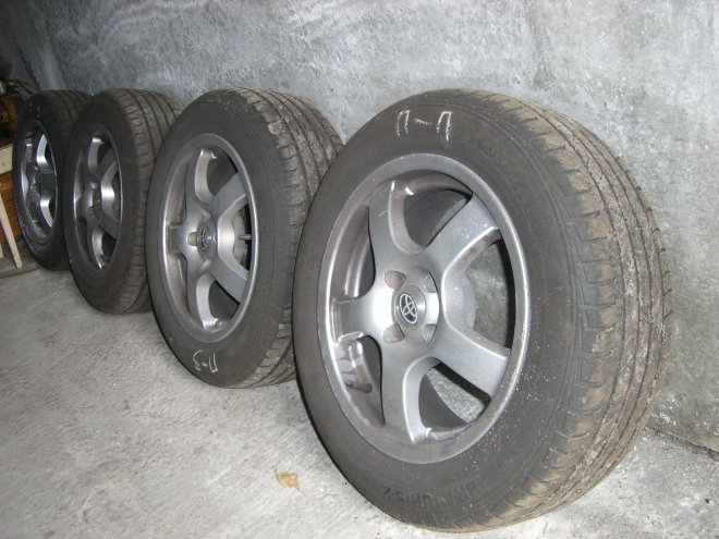    R15, 4x100    Barum Bravuris 2, 195/60, 88.     2007