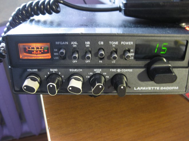  10-11m Lafayette 2400FM -FM-LSB-USB-CW  ,     ,  , ,          ).   7-8   10