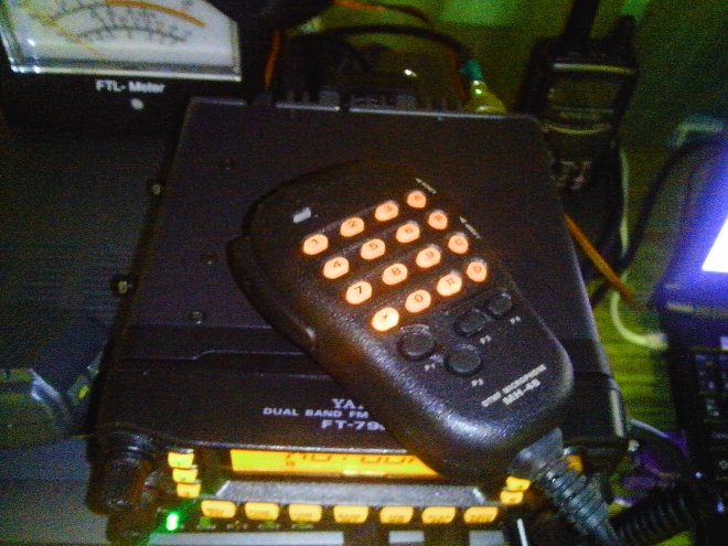  Yaesu FT-7900 ()  150 .