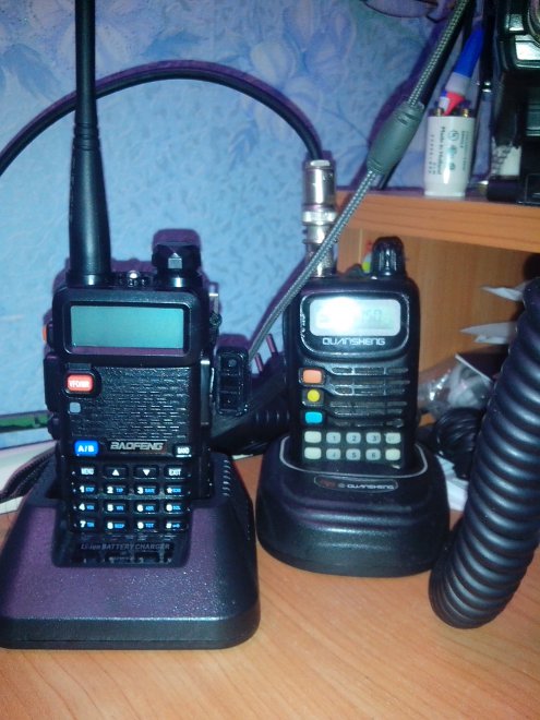    BAOFENG UV-B5:: FM: 65-108  ()VHF: 136-174  (/)UHF: 400-480  (/)  128TCSS  (    LPD ).DCS  (     )