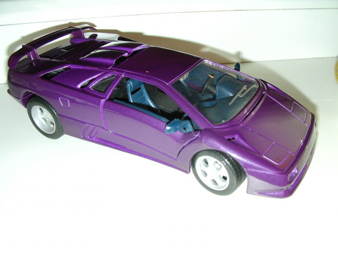 1:24, Maisto, 1990 Lamborghini Jota SV coupe