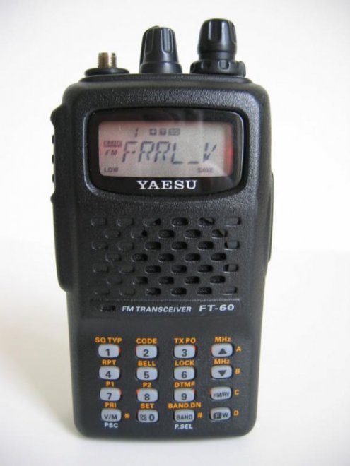   Yaesu FT-60      140-174  420-470      108-137  (), 137-520  700-999 .  