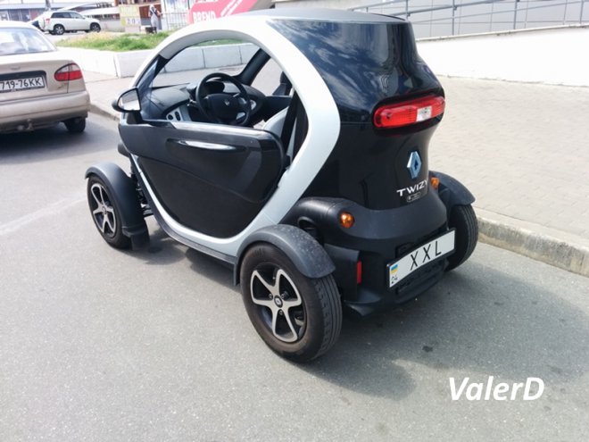 XXL Renault Twizy