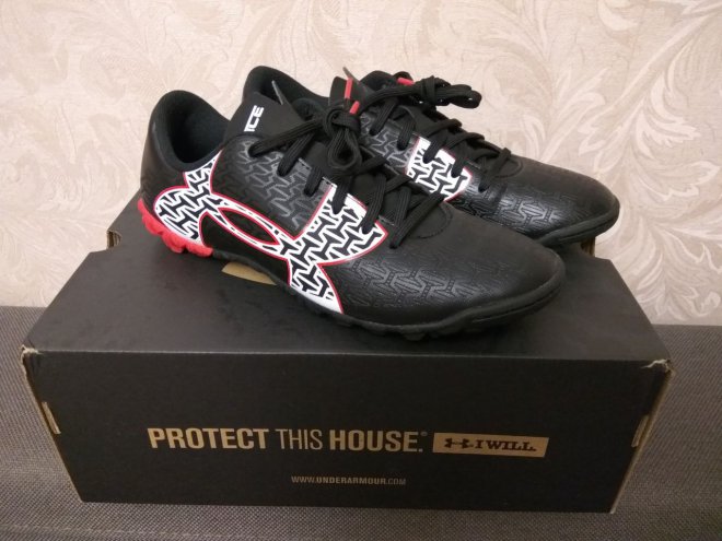        Under Armour Force 2.0 TR