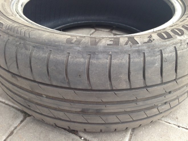  (, )4   GoodYear Efficient Grip Perfomance 205/55/R16 91V 3  (2014,2015,2016).4  = 900 