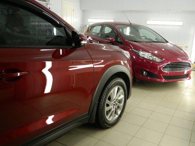      . Hyundai Tucson  Ford Fiesta