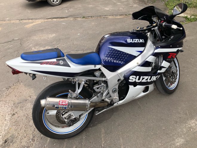  ,  Suzuki GSX-R 2003.    , ,   