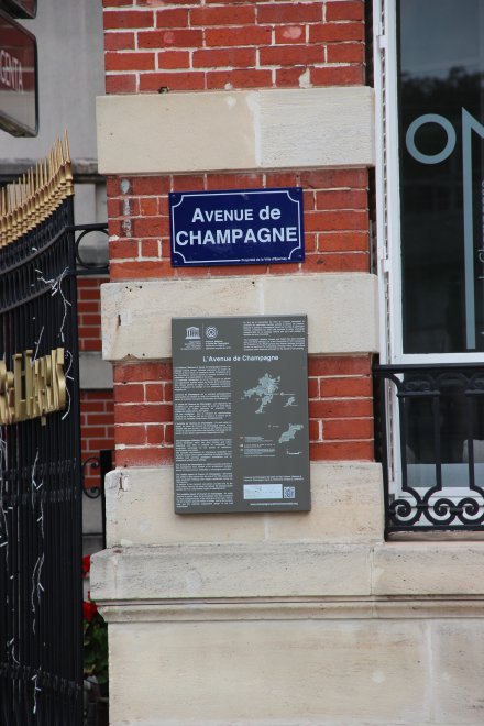  , ,       XVIII-XIX  avenue de Champagne - "    "    