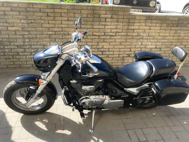   Suzuki Intruder 2013 800  9000 .  