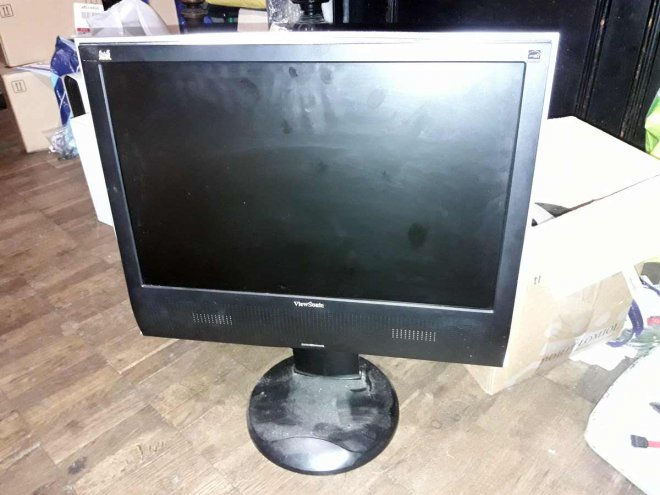 ������� Viewsonic VG2030wm, 20 ������.����������������� ��������