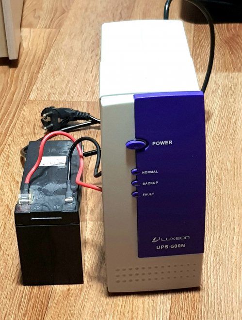 ��� Luxeon UPS-500N. �� ����������