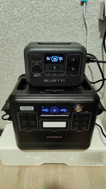 ̳     Choetech BS008 2048Wh 2400W   .        /       