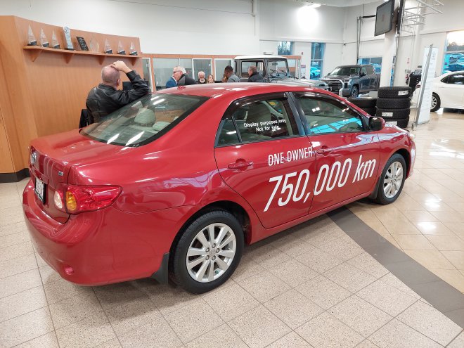     Corolla,        750 .   Aisin