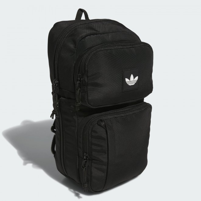  200  .  Adidas Utility 4