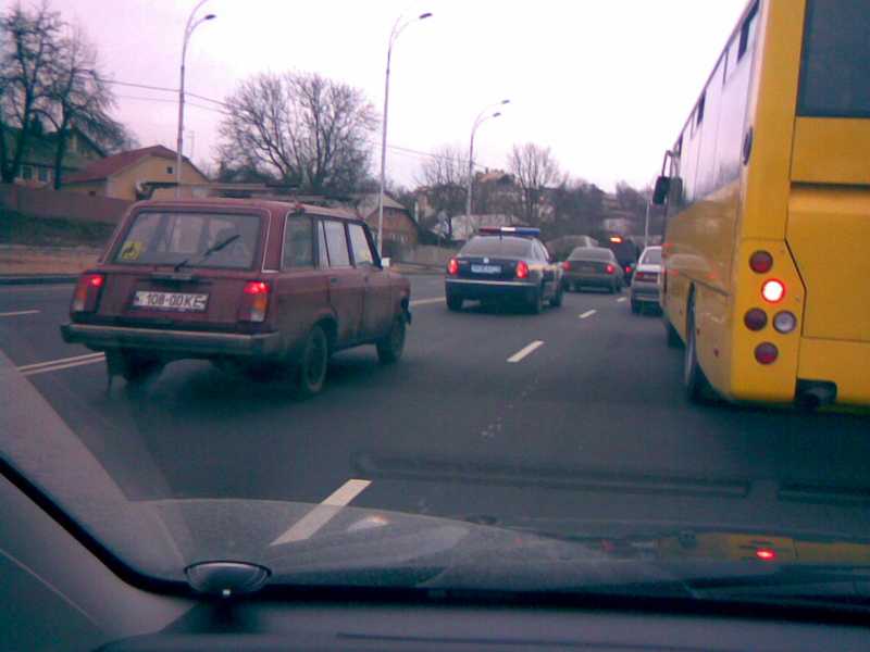 �� ������� "�� �����" (��. �����)��� ���� (����� ����� 0156, �� ����� � �� �����) ������� ����� 8:25 �� �������� ��