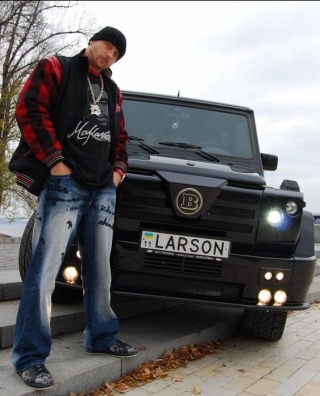  ,   - LARSON ( -,   ""    ).    G500 brabus