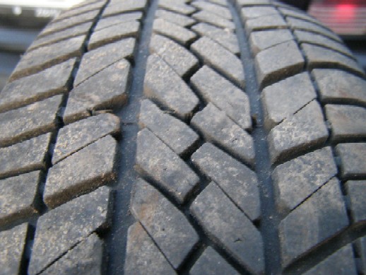    , /175/65/14 Goodyear GT2-4. (2=5, 2=6,5)  750