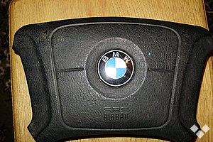     BMW E39 2003.