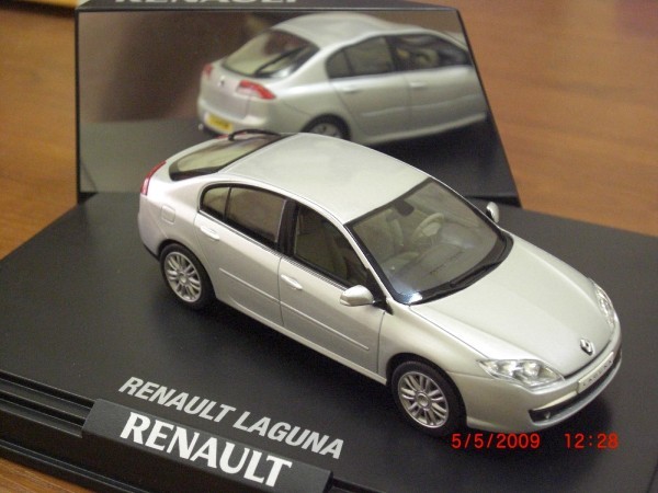         Renault Laguna 3 .