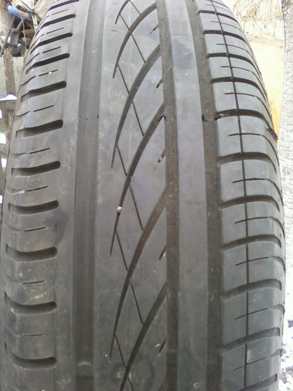   Continental Premium Contakt 195/65/15     6,5-7