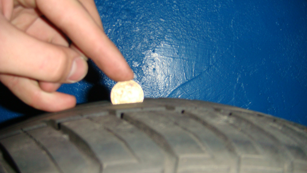    Kumho Power Max 185\60 R14 ,  10.000 