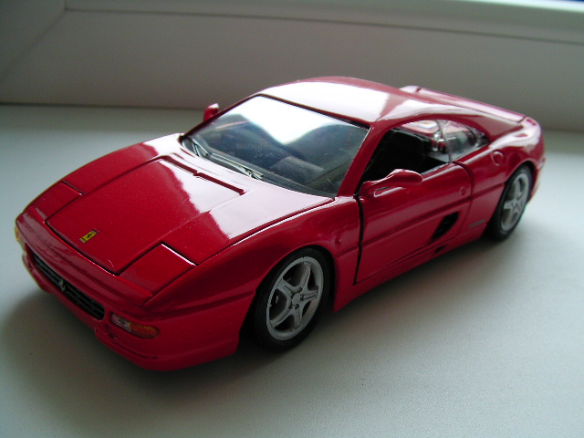     Maisto,       90-   ,  ,     . Ferrari F355 Berlinetta