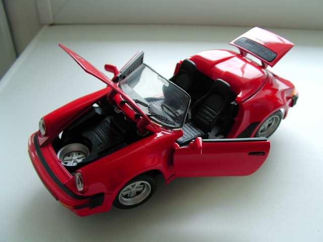 Porsche 911 Speedster (1989)  ,     .