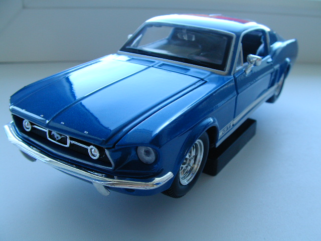 1967, Ford Mustang GT. : Maisto