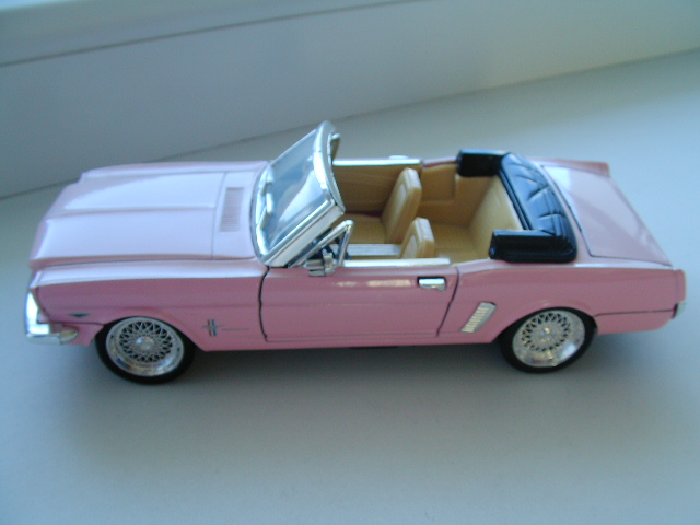 1964, 1/2 Ford Mustang Cabriolet. ,     