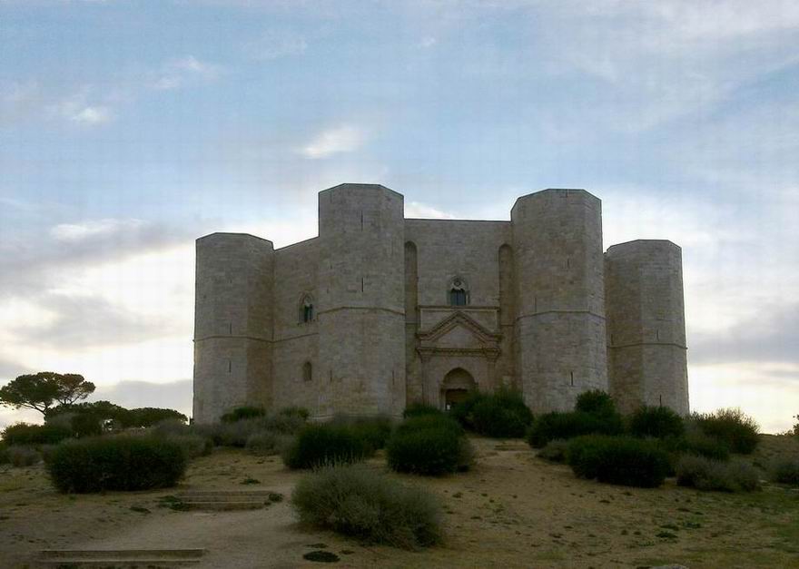 Castel del monte    12 