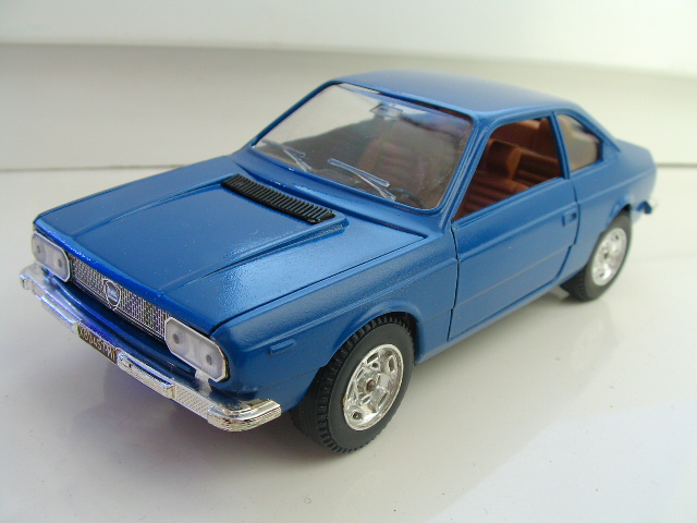   . Mebetoys 1/25 Lancia Beta Coupe
