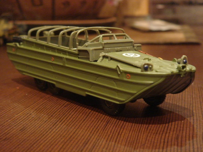 25  1 GMC DUKW 353 AMER COM