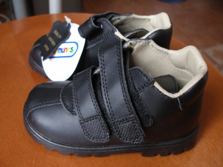 Chipmunks    UK 7G (EUR24)    14,5-15        .     200