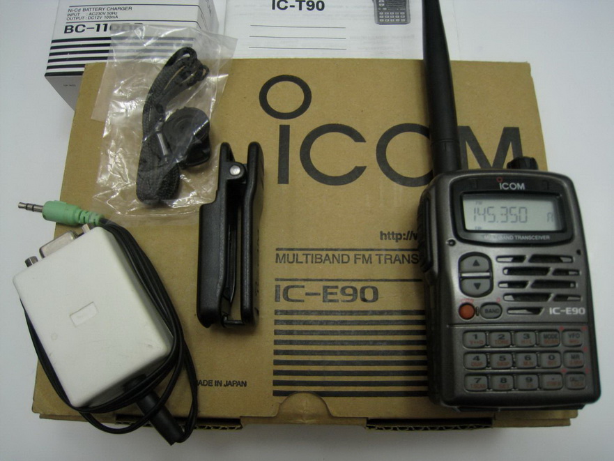   ICOM E-90.  3-  (50, 145, 440