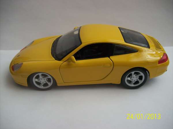 1/24 PORSCHE 911 CARRERE(1997) maisto made in Thailand , . ,