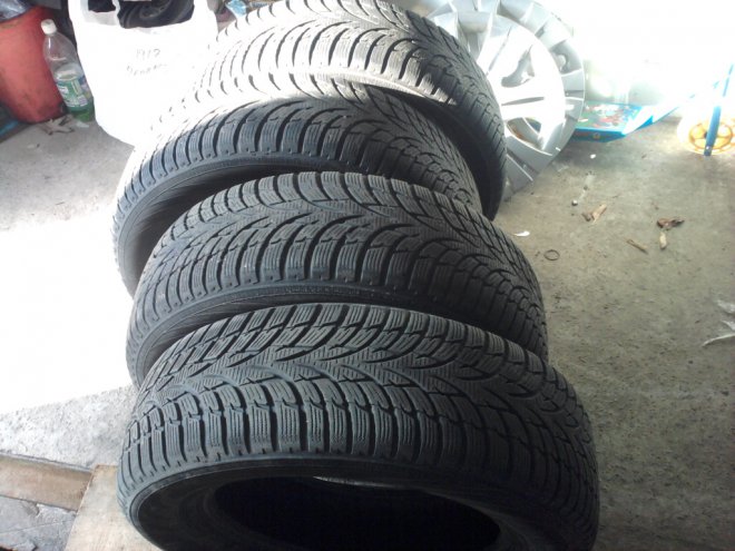   Nokian WR D3 195/65R15 2011.