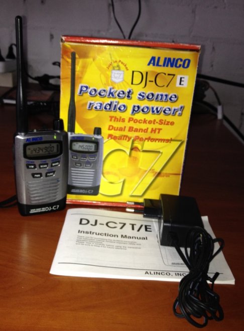  Alinco DJ-C7E / E/EU model     : 87-108  WFM (   -:)) 108-135   135-174  NFM 380-512  NFM : 135-174; 400-474. Channel Step:	 Auto/5/6