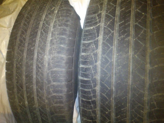  4   Michelin Latitude Tour HP 235 65 17   5,   08-11. 2800