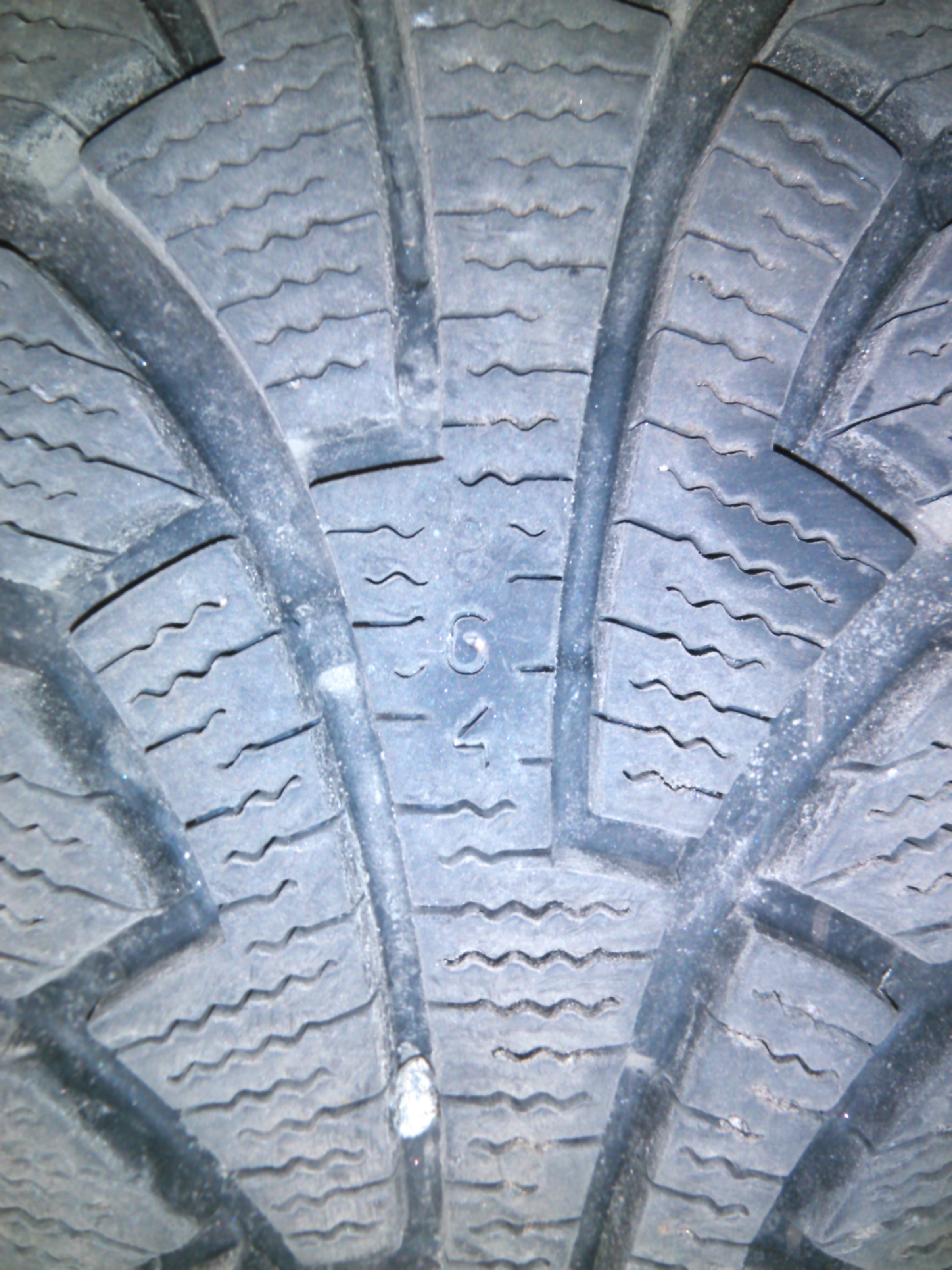   NORDMAN RS 175/70/R13        (  5 .