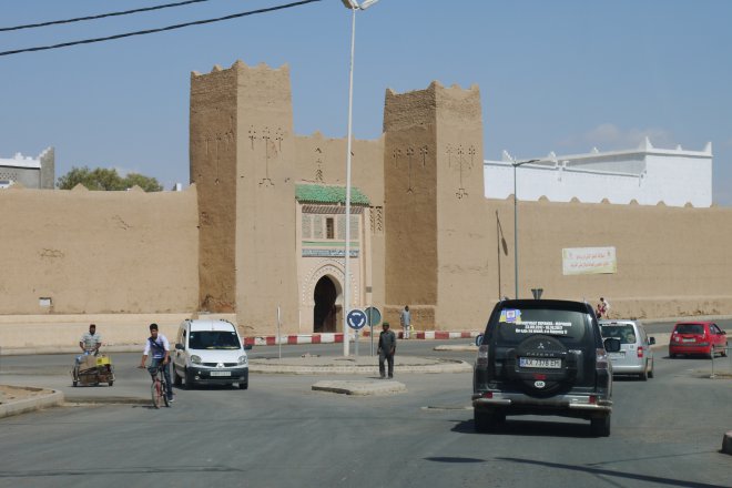 �� �� ����. (�)���� ������ �� ������ �� ������ � ���, ���� - �������