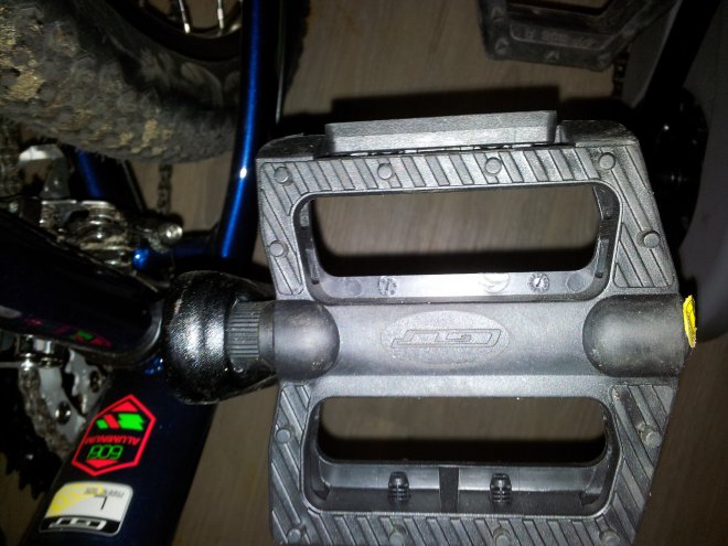 ������: