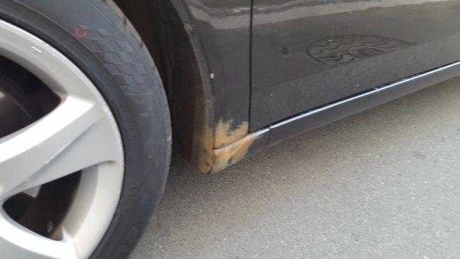 ����� ����