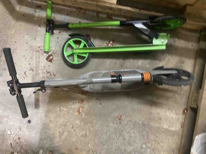  2  -  1000   - 1500          0688599322https://www.olx