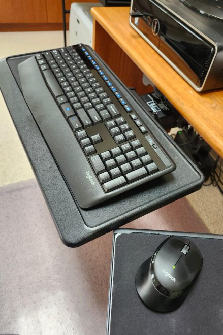  +  Logitech MK345.  