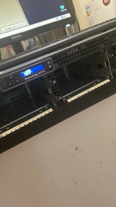 ������ DELL R710 (6x3,5) OEM 4VKTVH1 ���� ������� DELL 870W R710/T610 (0YFG1C, 07NVX8) 2 CN07NVX8162939CI00OLA00 ���� ������� DELL 870W R710/T610 (0YFG1C, 07NVX8) 2 CN07NVX81629318G026ZA01 ��������� Intel XEON Six Core X5670 2.93GHz/12M (SLBV7) 2 DELL PowerEdge R710 Server System Board (00W9X3) 1 CN00W9X3137409AC038DA01 ����������� ������ Samsung 8GB 2Rx4 PC3-8500R HS (M393B1K70BH1-CF8, M393B1K70CHD-CF8)16 ������ ��������� ������������� 1 ������� ������� FR463 DELL PERC 6i/H700 (0NU209) 1 CN0NU209******250551A01 RAID-���������� DELL PERC H700 (0XXFVX, 0R374M)������ ��� ����� � ������� ��� �������� ����� � ��������