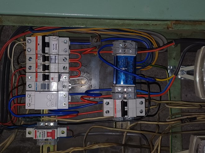 ���������� ����� (������� 40 ����):����� ����, ��� ���������� - ����������� ������ �������, � ����� ����� ����� �� ���� �������, ���� - �� ��������, � ������ ������� ��� 3�4 ��2 (�� ������). �� ������ "� ��������", �� ����������