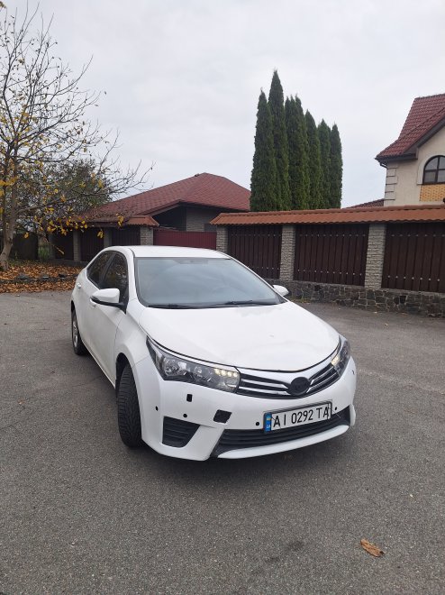 ������  Toyota Corolla 2013 376 �� ������ �������� ����������� ������,  � ���������, ��, ������ ����������, ���� ��� ��� �� ����.��������� �������� �� ����, ������� �� ������ ��������