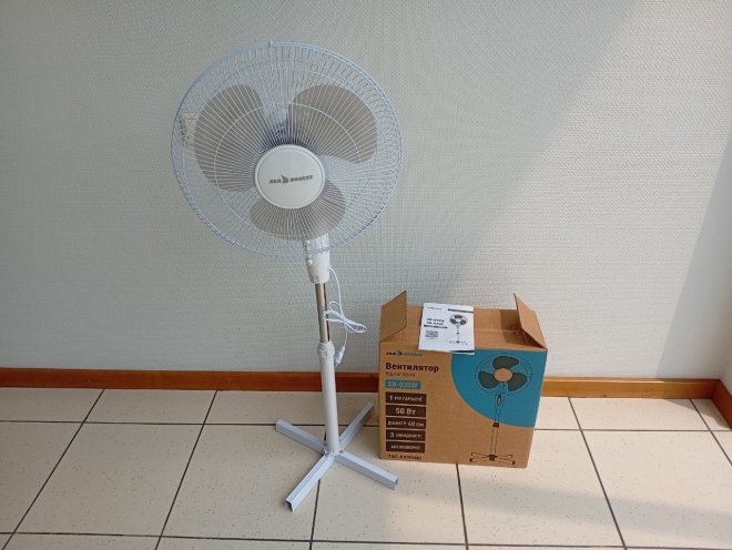 ���������� �� SeaBreeze SB-035W    ����������� ����������: 50 ��ĳ�����: 40 ��ʳ������ ����������:�3����������� ������, ��������� ������� ����������� �� �� 90 �������������� ������: ������� ��������� �������� ����� �� ����������� ������ ������. ̳�������� ���� �� https://hotline