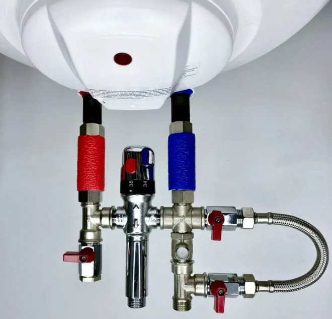 ���� ������� ������, ����� ����� ��������������� ������ ����������, ���� �� ������� ����������� �������������, ���������� �� �������-��������� ������������. ��� ���� ������ �������� �� ������������ � �����, �� ���� ���� - �� ������ ������� ����� ���������-���������, ������� ��������� ������� ���� �� ������ �� ������� � �������� �� �������� �����������, ���� � ������� ���� �� �������� ������� � �� ��������� ��� ��� � �����